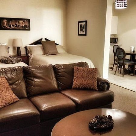 Cozy Little Apartment #11 By Amazing Property Rentals Gatineau Kültér fotó